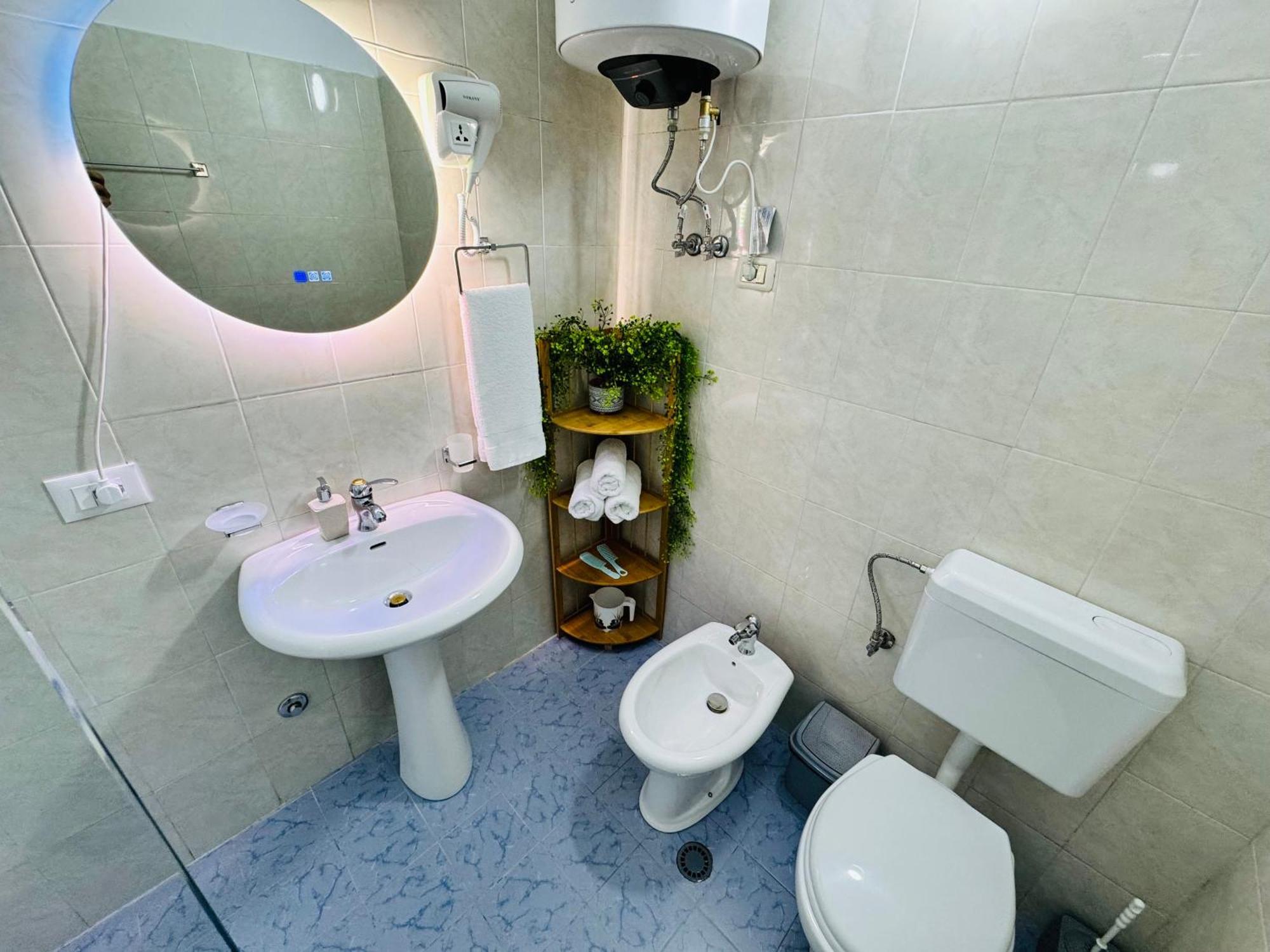Edi Apartament Center Shkodër Esterno foto