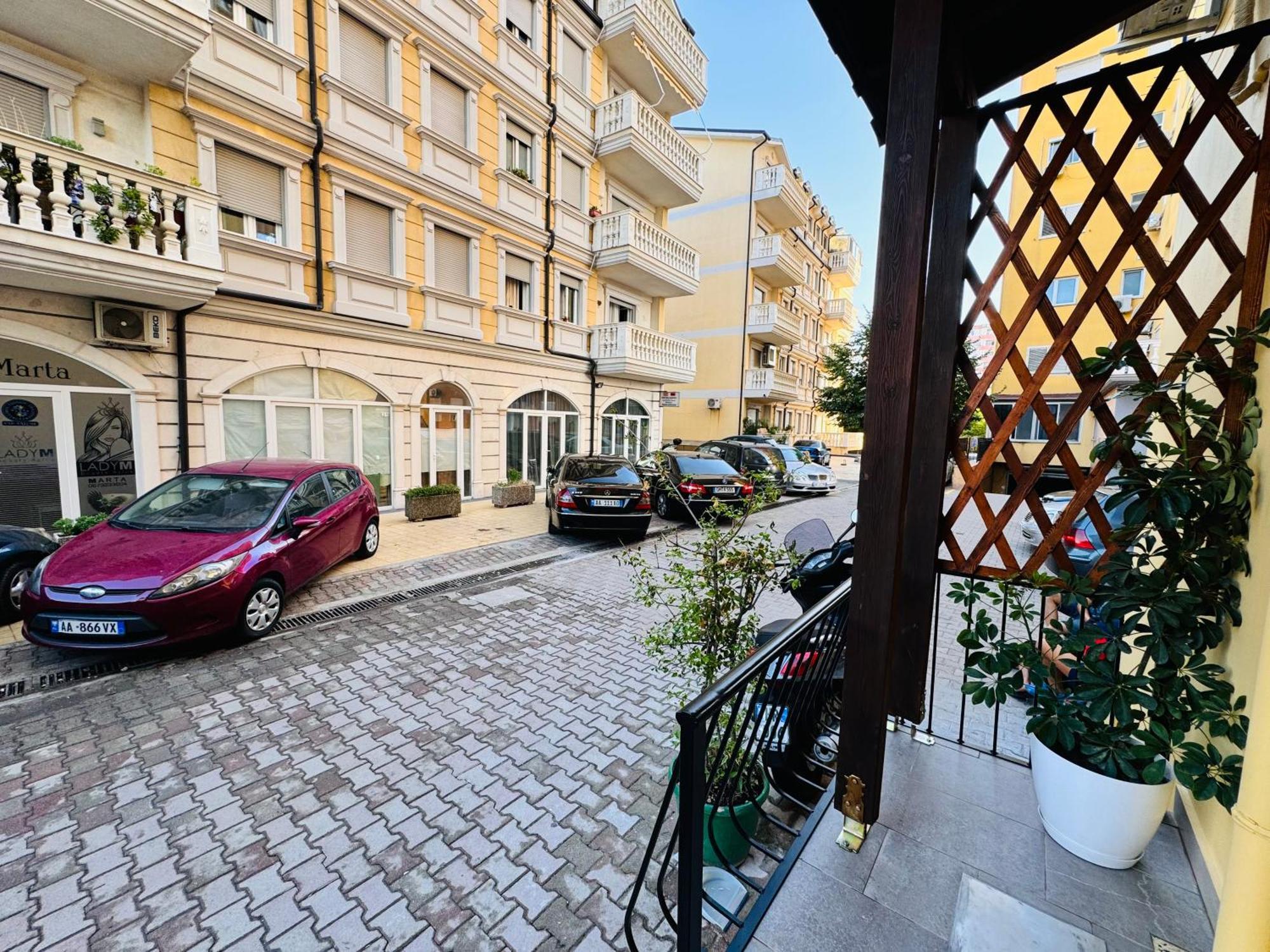 Edi Apartament Center Shkodër Esterno foto